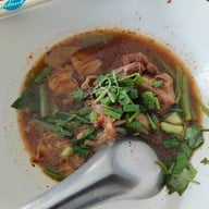 เมนูของร้าน ก๋วยเตี๋ยวเดินดง สำนักงานใหญ่