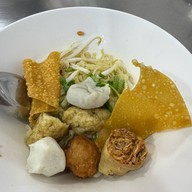 ฮี๊กี่ลูกชิ้นปลา(เยาวราช) รามอินทรา