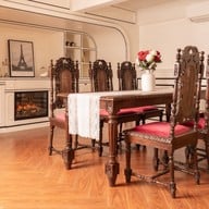 อองตัวเน็ตต์ เบคเฮ้าส์ แอนด์ คาเฟ่ บางกรวย - ไทรน้อย