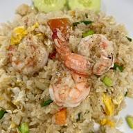 หม่ำ-หม่ำ มั้ย Mhum-Mhum Mhai ตึกแคท บางรัก ชั้น 6