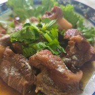 ต้มเลือดหมูก๋วยจั๊บ