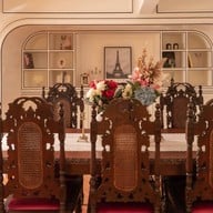 อองตัวเน็ตต์ เบคเฮ้าส์ แอนด์ คาเฟ่ บางกรวย - ไทรน้อย