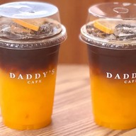 ครัวในบ้าน กาแฟสด-ปังปิ้ง หมู่บ้านโกเด้นแลนด์