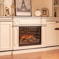 อองตัวเน็ตต์ เบคเฮ้าส์ แอนด์ คาเฟ่ บางกรวย - ไทรน้อย