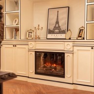 อองตัวเน็ตต์ เบคเฮ้าส์ แอนด์ คาเฟ่ บางกรวย - ไทรน้อย