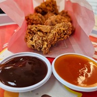 เมนูของร้าน Wallace นัมเบอร์ วัน พลาซ่า (สาขา ม.รามคำแหง 2)