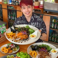 IX STEAK HOUSE สาขาม้าไม้การ์เด้นท์