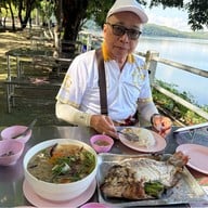 ร้านสีไวปลาเผา เขื่อนสิริกิติ์ เขื่อนสิริกิติ์