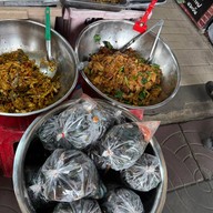 โอมข้าวแกง