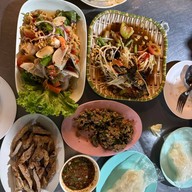 หนองคายจิ้มจุ่ม-เนื้อย่างเกาหลี แยกศรีอุดม สาขา4