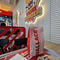 Wallace นัมเบอร์ วัน พลาซ่า (สาขา ม.รามคำแหง 2)