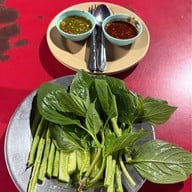 ลุงขาว ป้าภาโต้รุ่ง