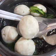 A JUNG Fish Ball • อจัง ฟิชบอล (ชื่อเดิม สอาด ลูกชิ้นปลา) ถนนพระราม 2