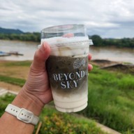 เมนูของร้าน Beyond Sky cafe .