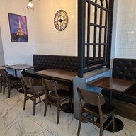 บรรยากาศ Café de Paris ขอนแก่น