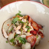 เมนูของร้าน ร้านบะหมี่ก้วง สาขา2 ท่ารถ99