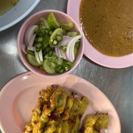 เมนูของร้าน หมูสะเต๊ะ ยศเส และ ก๋วยจั๊บน้ำใส ยศเส