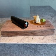 Kanori Hand Roll Bar  Central Embassy