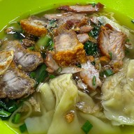 จังโก้บะหมี่เกี๊ยวคอนแวนต์