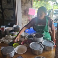 ร้านบะหมี่้กี๊ยวยูนนานสาขาเชียงราย บายพาสสนามกีฬา