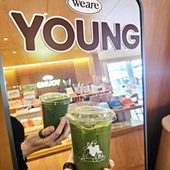 We Are Young - Cafe,Brunch & Art