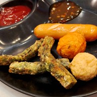 เมนูของร้าน Lucky Suki (ลัคกี้ สุกี้) Tops สาธุประดิษฐ์ 49