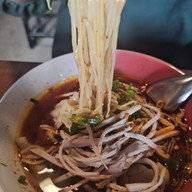 ร้านบะหมี่้กี๊ยวยูนนานสาขาเชียงราย บายพาสสนามกีฬา