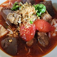 บรรยากาศ เตี๋ยวเรือแอบแซ่บ