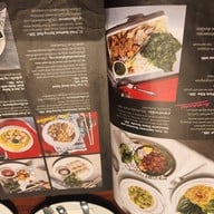 Greyhound Café เซ็นทรัลพลาซา ลาดพร้าว