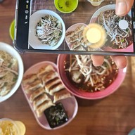 ร้านบะหมี่้กี๊ยวยูนนานสาขาเชียงราย บายพาสสนามกีฬา