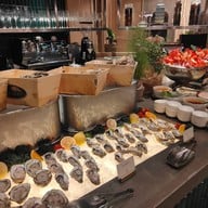 เมนูของร้าน The Pavilion Restaurant โรงแรมดุสิต ธานี กรุงเทพฯ