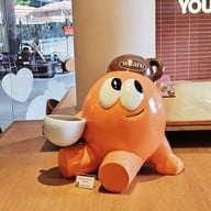 We Are Young - Cafe,Brunch & Art