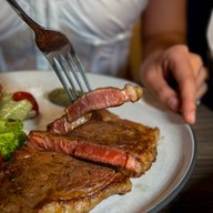 THE BOTTLEMAN WINE BAR THR BOTTLEMAN WINE BAR