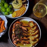 THE BOTTLEMAN WINE BAR THR BOTTLEMAN WINE BAR