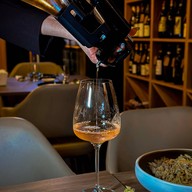 THE BOTTLEMAN WINE BAR THR BOTTLEMAN WINE BAR