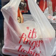 KFC รถไฟฟ้าใต้ดิน ลาดพร้าว