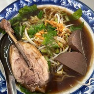 เมนูของร้าน เป็ดพะโล้ ก๋วยเตี๋ยวเป็ดทองใส