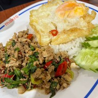 ป.คชสารอาหารตามสั่ง