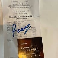 Sarnies Sukhumvit 37