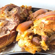 สุดฟิน ข้าวขาหมู  บะหมี่ขาหมู   บางวัว ซอย 8 บางวัว