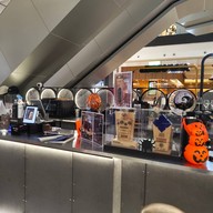 บรรยากาศ PIROM Specialty Bar centralwOrld