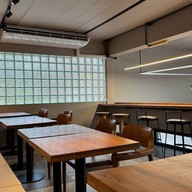 ชูก้าร์ ไบทส์ คาเฟ่ แอนด์ โฮมเมดเบเกอรี่