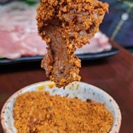 ร้านอาหารปิ้งย่างเหอ นวลจันทร์36  -