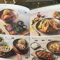 MoMo Cafe (Courtyard by Marriott Bangkok)