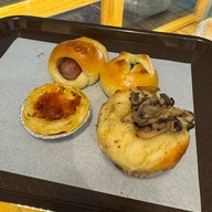 Oven&Oak Artisan Sourdough and bakery สัมมากร