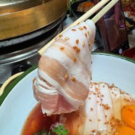 ทวีโชคหมูกะทะ สาขา9 บรรทัดทอง (สำนักงานใหญ่)