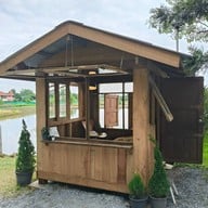 ดอกไม้ ประตู แจกัน วิลเลจ