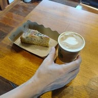 ดอกไม้ ประตู แจกัน วิลเลจ