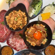 ทวีโชคหมูกะทะ สาขา9 บรรทัดทอง (สำนักงานใหญ่)