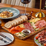 Bacco Gastro Wine Bar